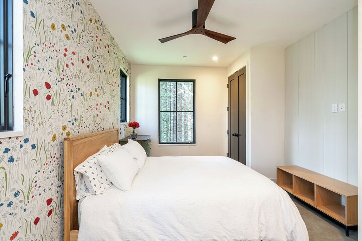 4 Bdrm 3.5 Bath - Bedroom