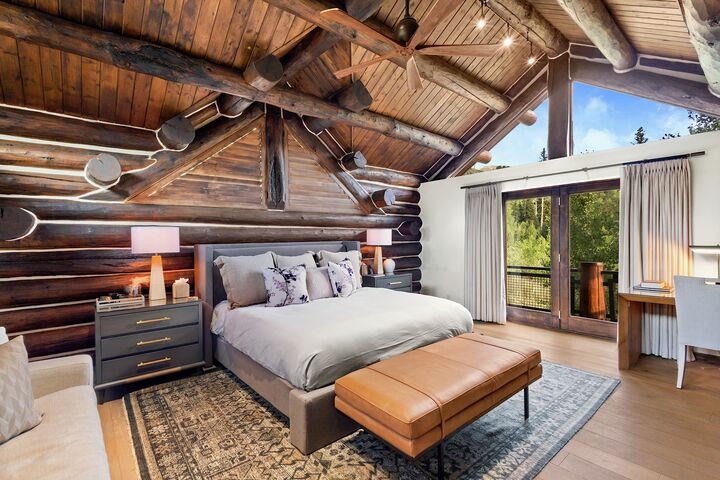 4 Bdrm 4.5 Bath HT - Master Bedroom