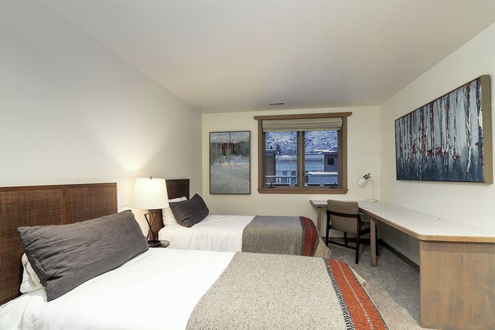 4 Bdrm 4.5 Bath - Bedroom
