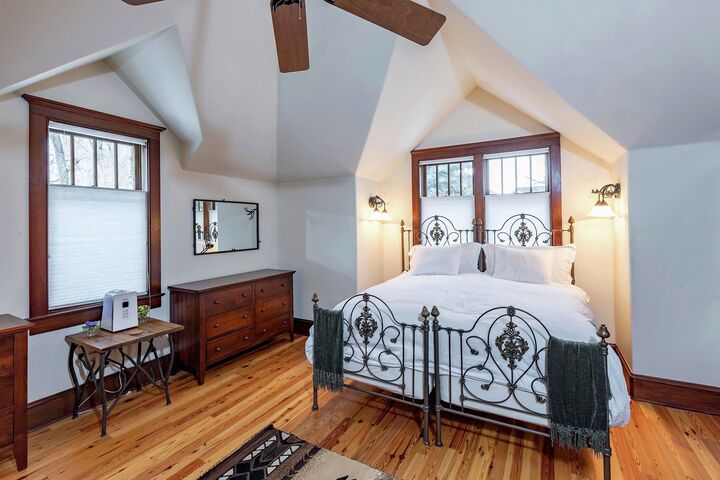 Guest House Bedroom