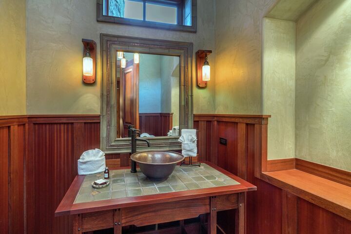 6 Bdrm 6.5 Bath HT - Bathroom