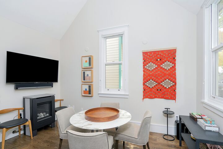 Living Area & Dining Area