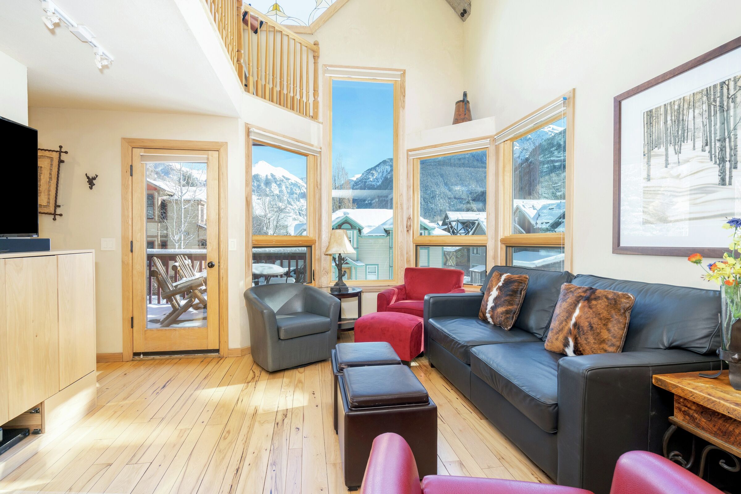 #101 - Living Area