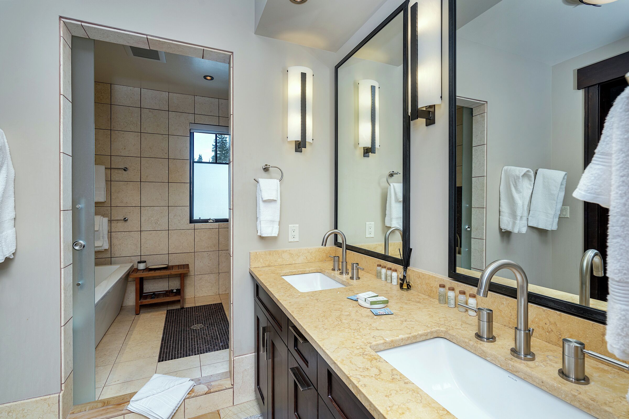 Master Ensuite Bathroom