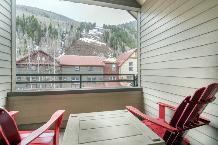 Master Bedroom Balcony