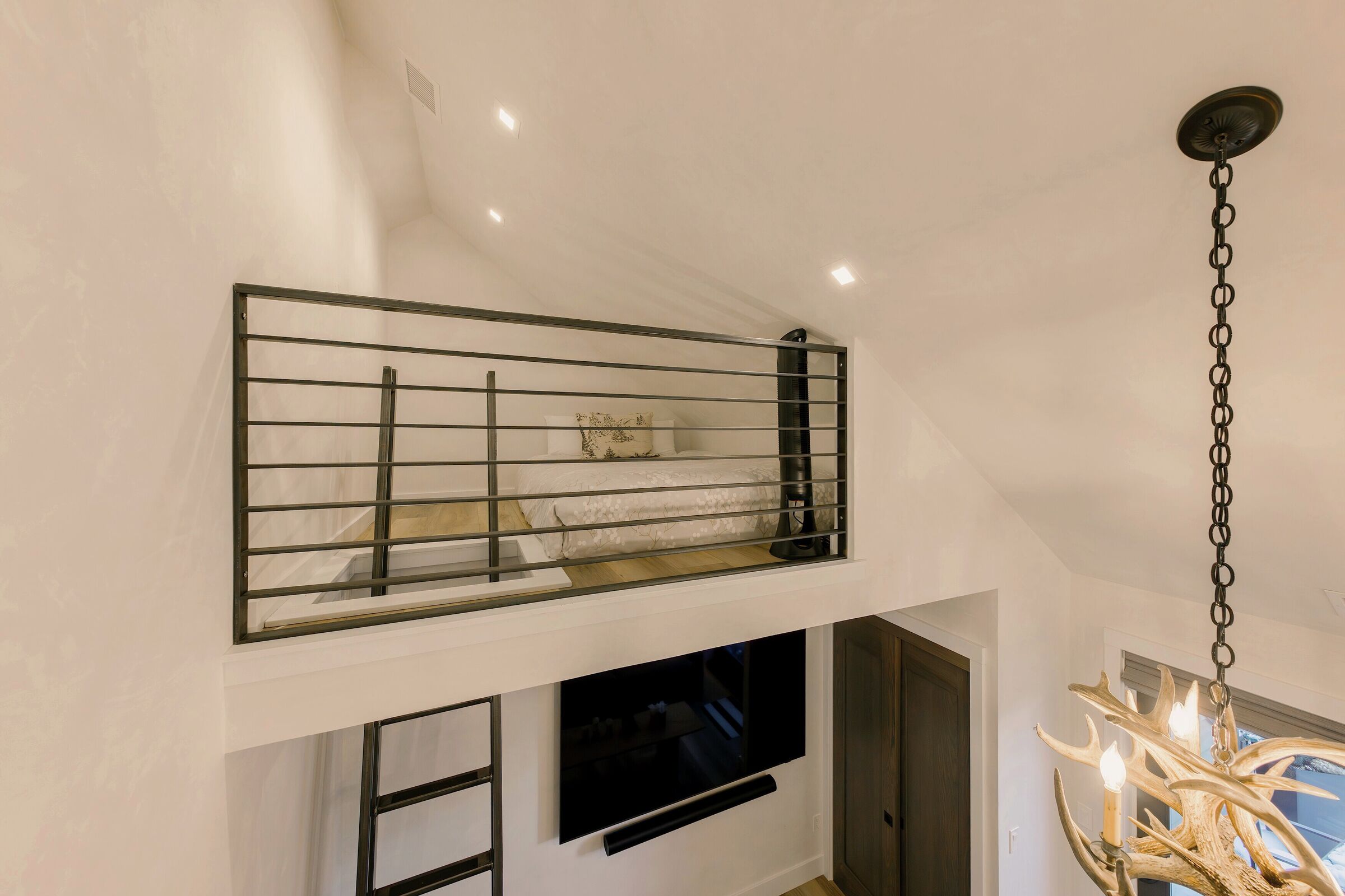 #11 - Bedroom Loft