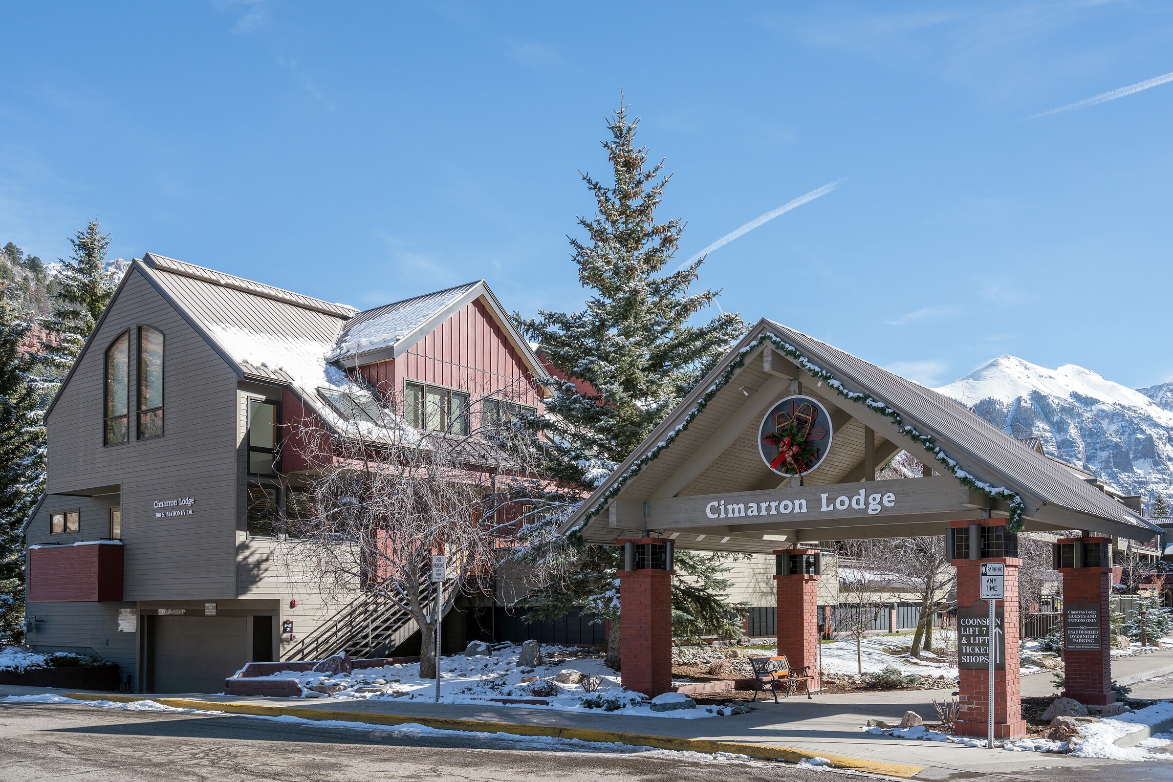 Cimarron Lodge