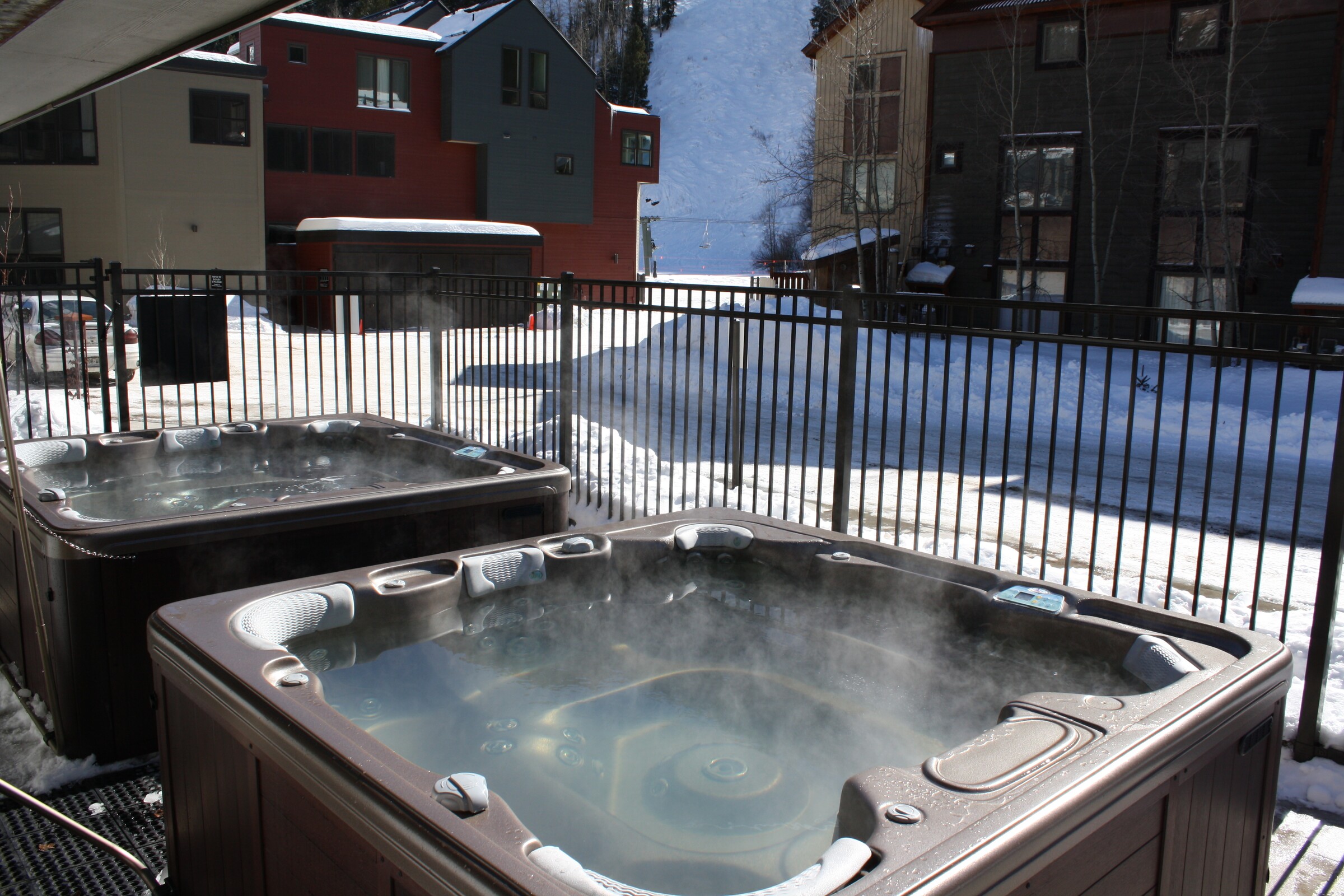 Outdoor Hot Tubs