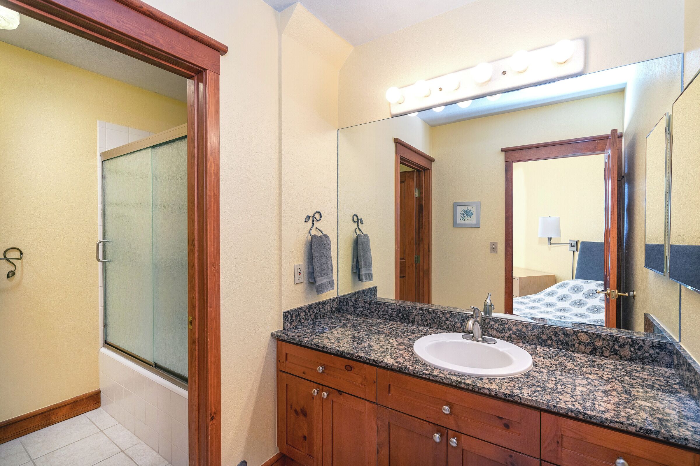 #3E - Bathroom