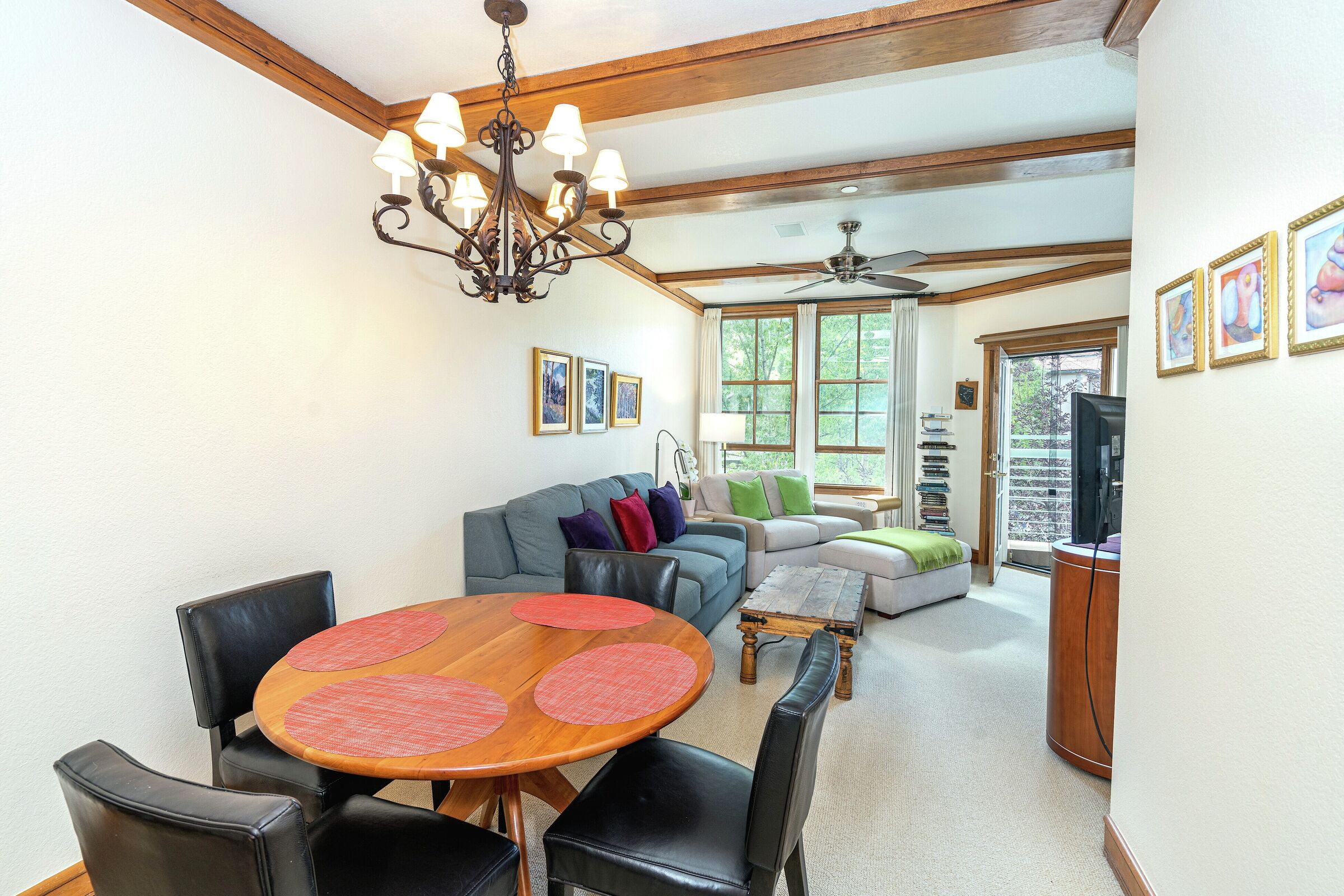 #3E - Dining Area
