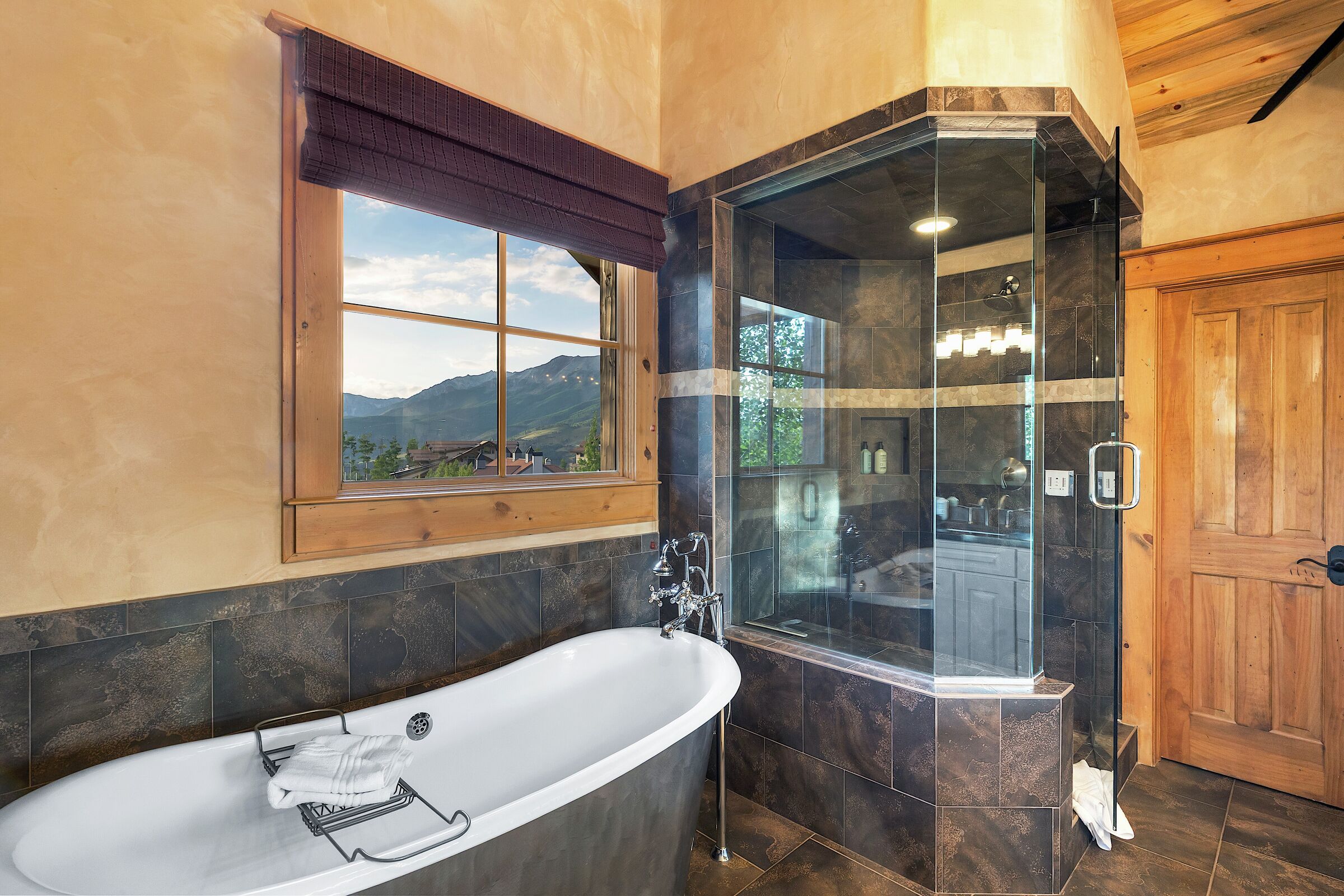Master Ensuite Bathroom