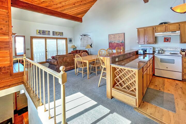 #11 - Dining Area & Kitchen