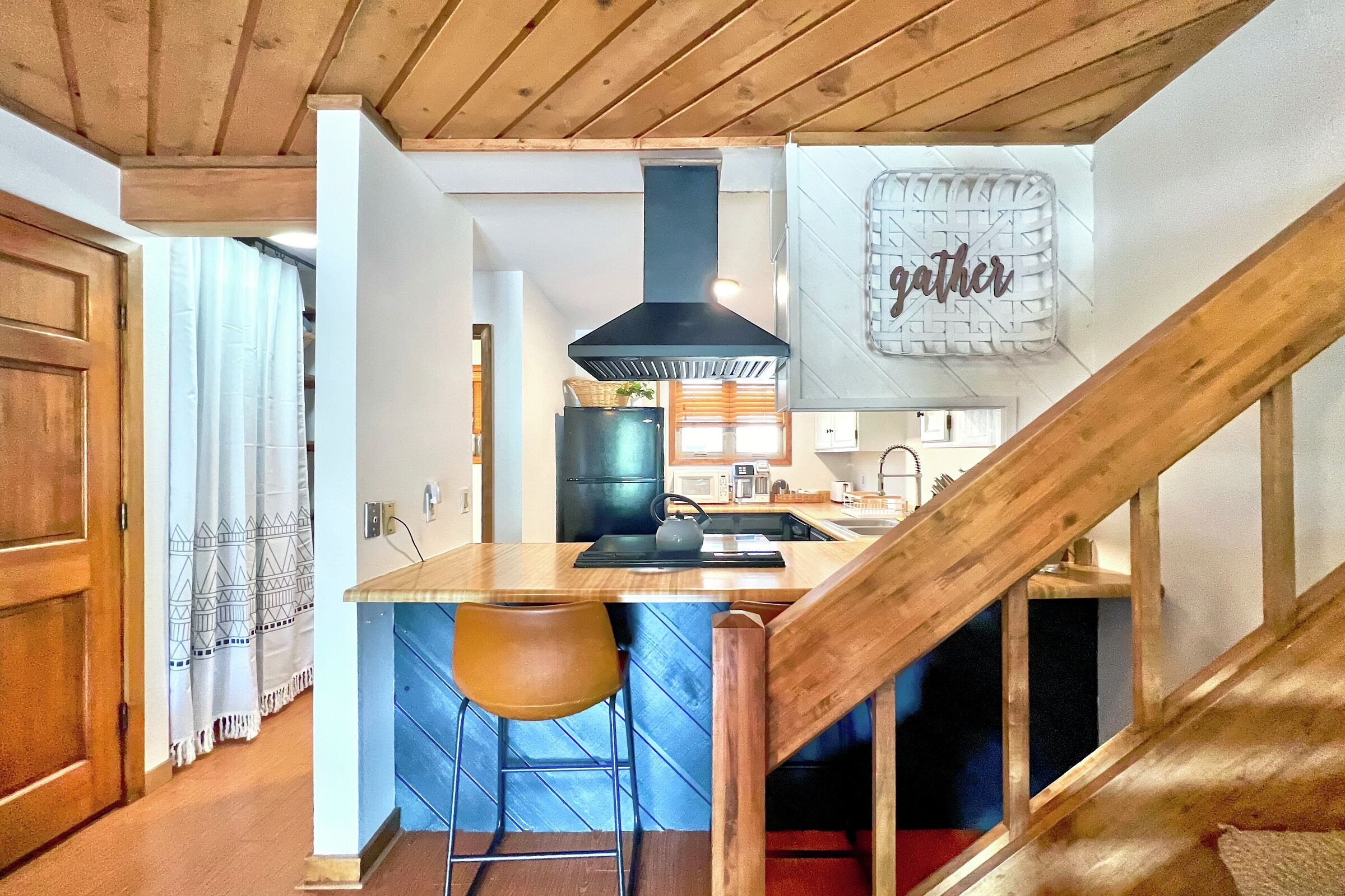 Kitchen Bar