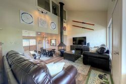 #02 - Living Area