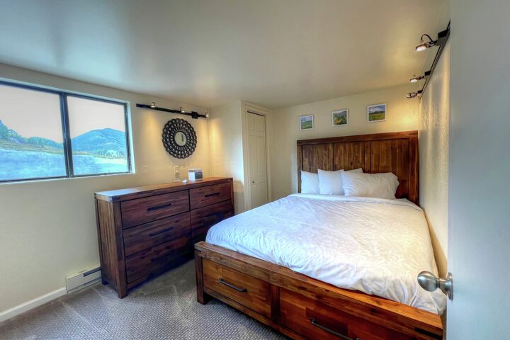 #02 - Master Bedroom