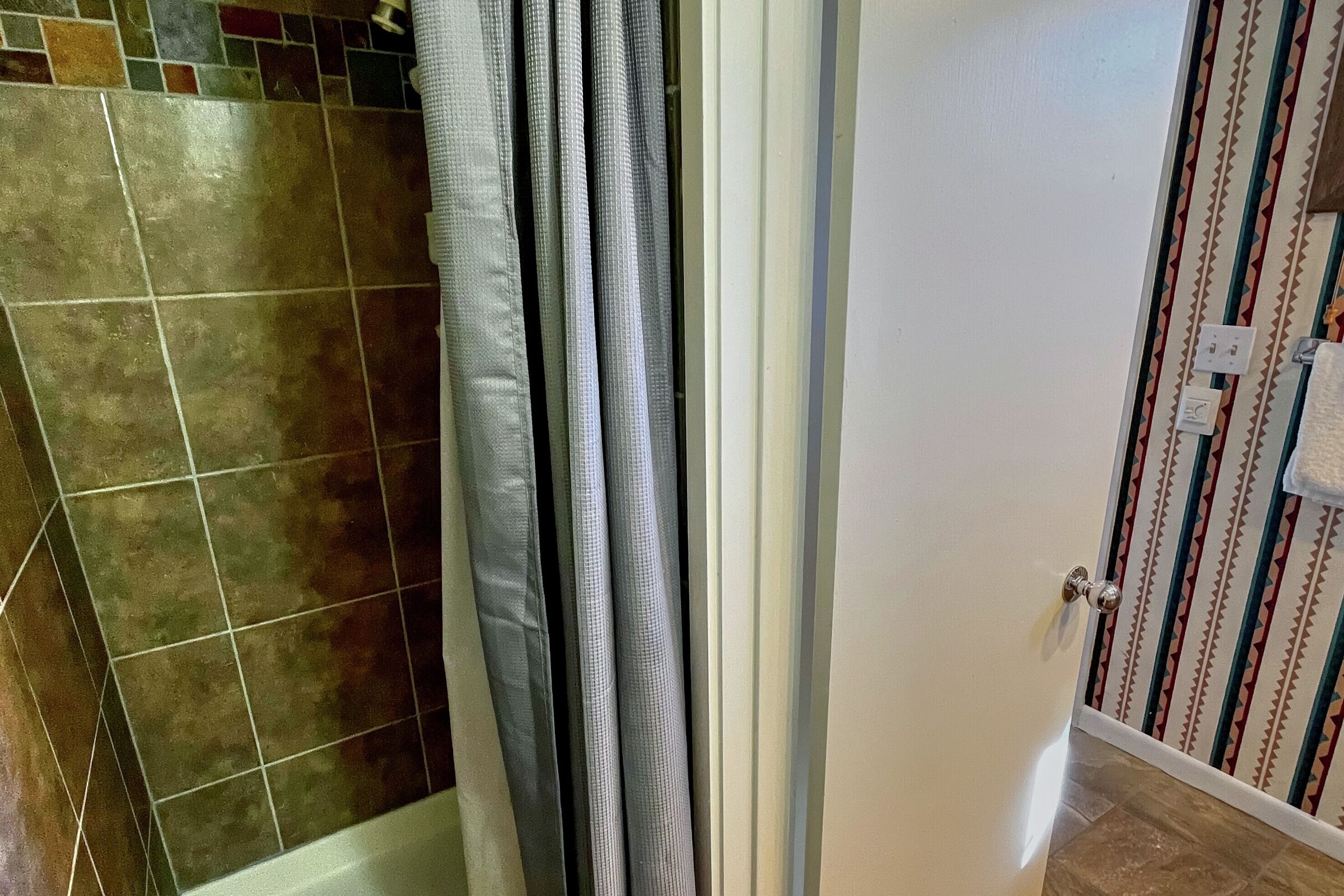 #05 - Bathroom