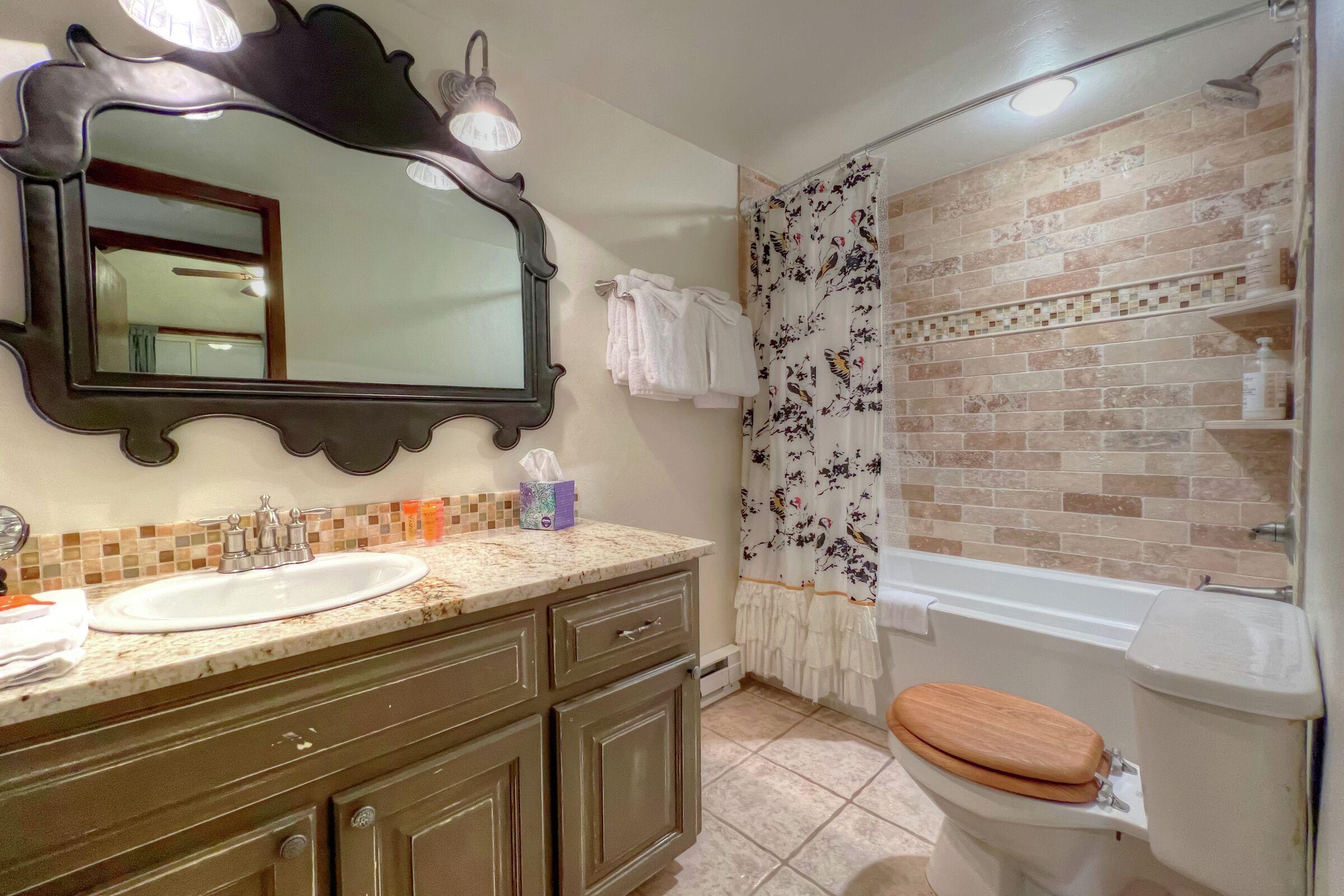 #37 - Bathroom