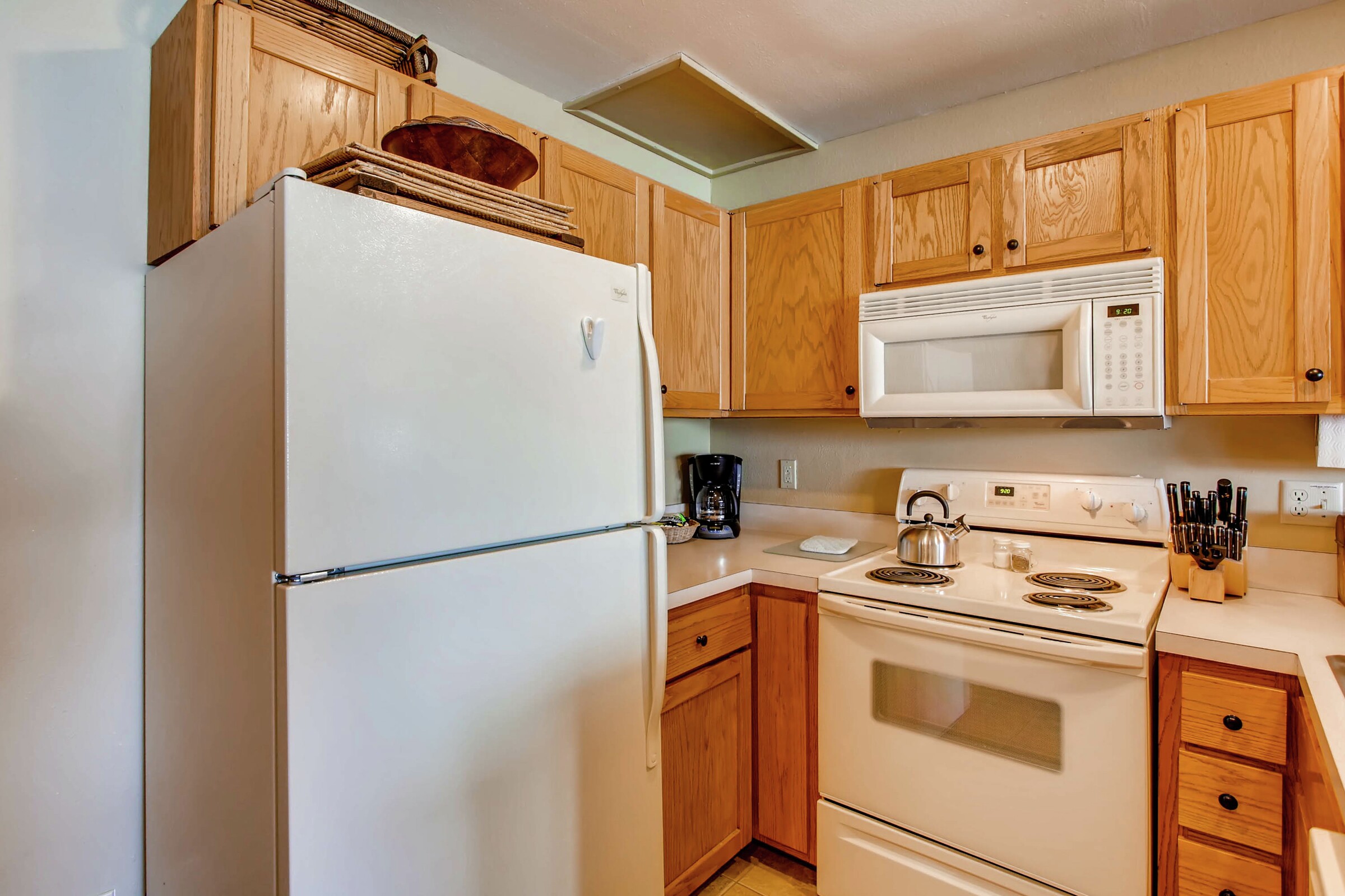 2 Bdrm 2 Bath - Kitchen
