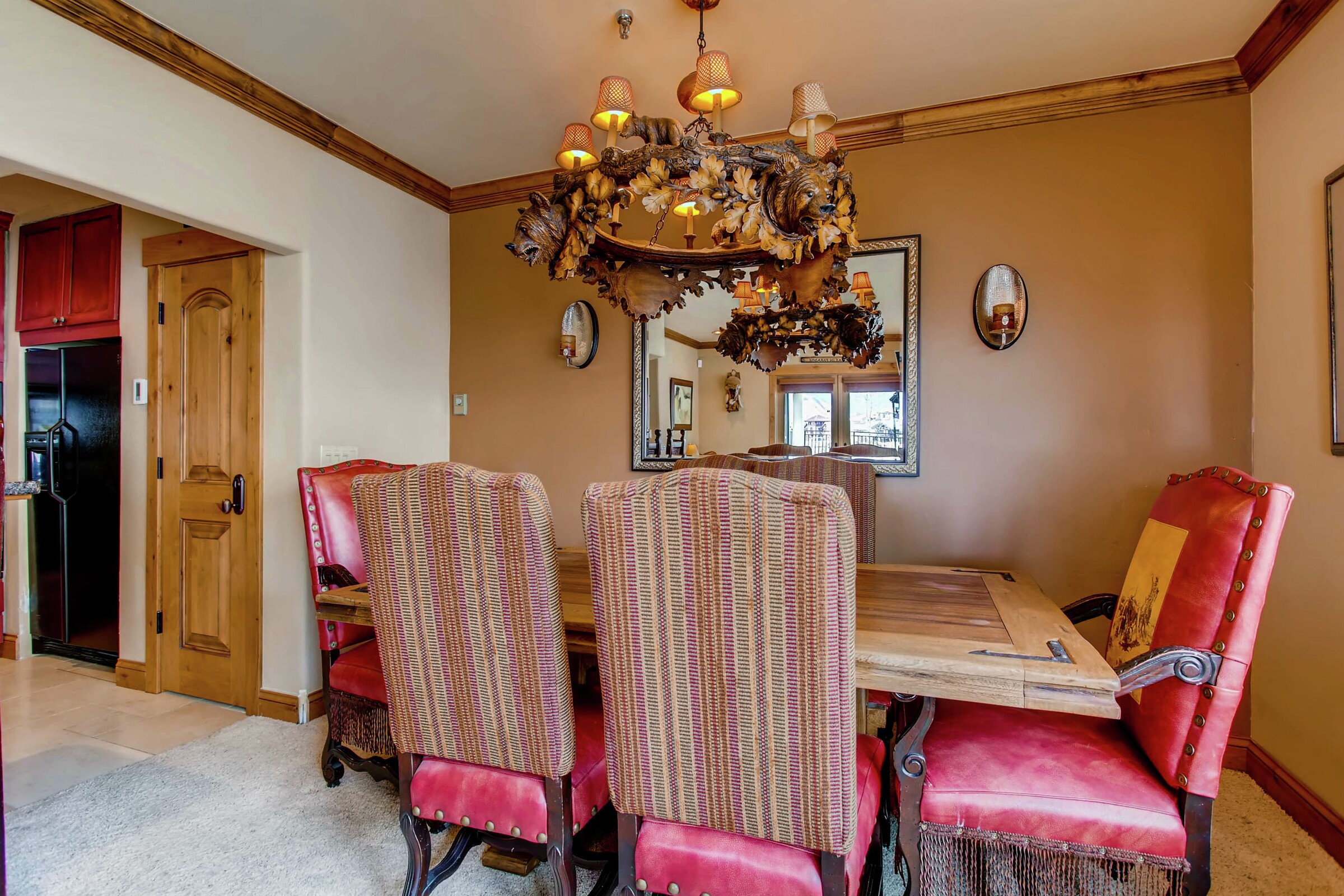 2 Bdrm 2 Bath - Dining Room