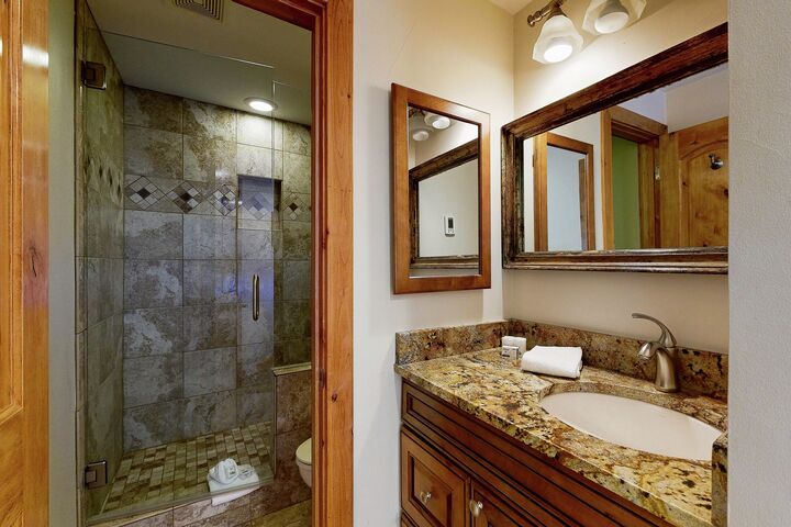 #240 - Ensuite Bathroom