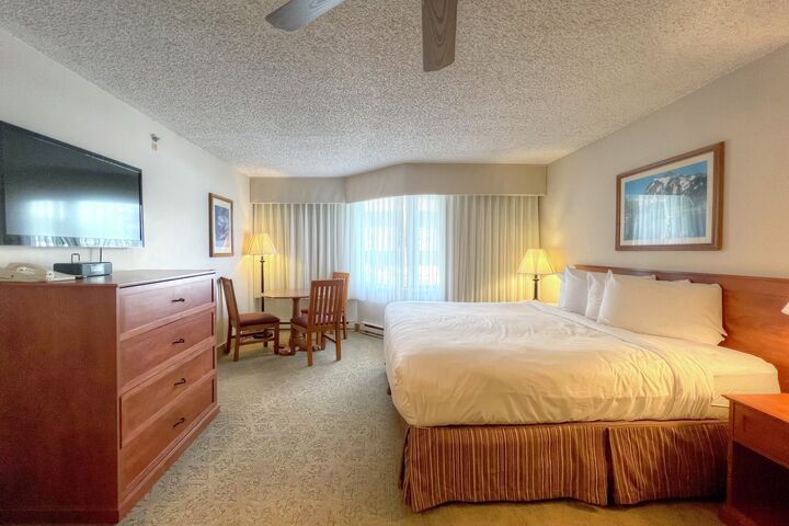 #118 - Studio Sleeping Area