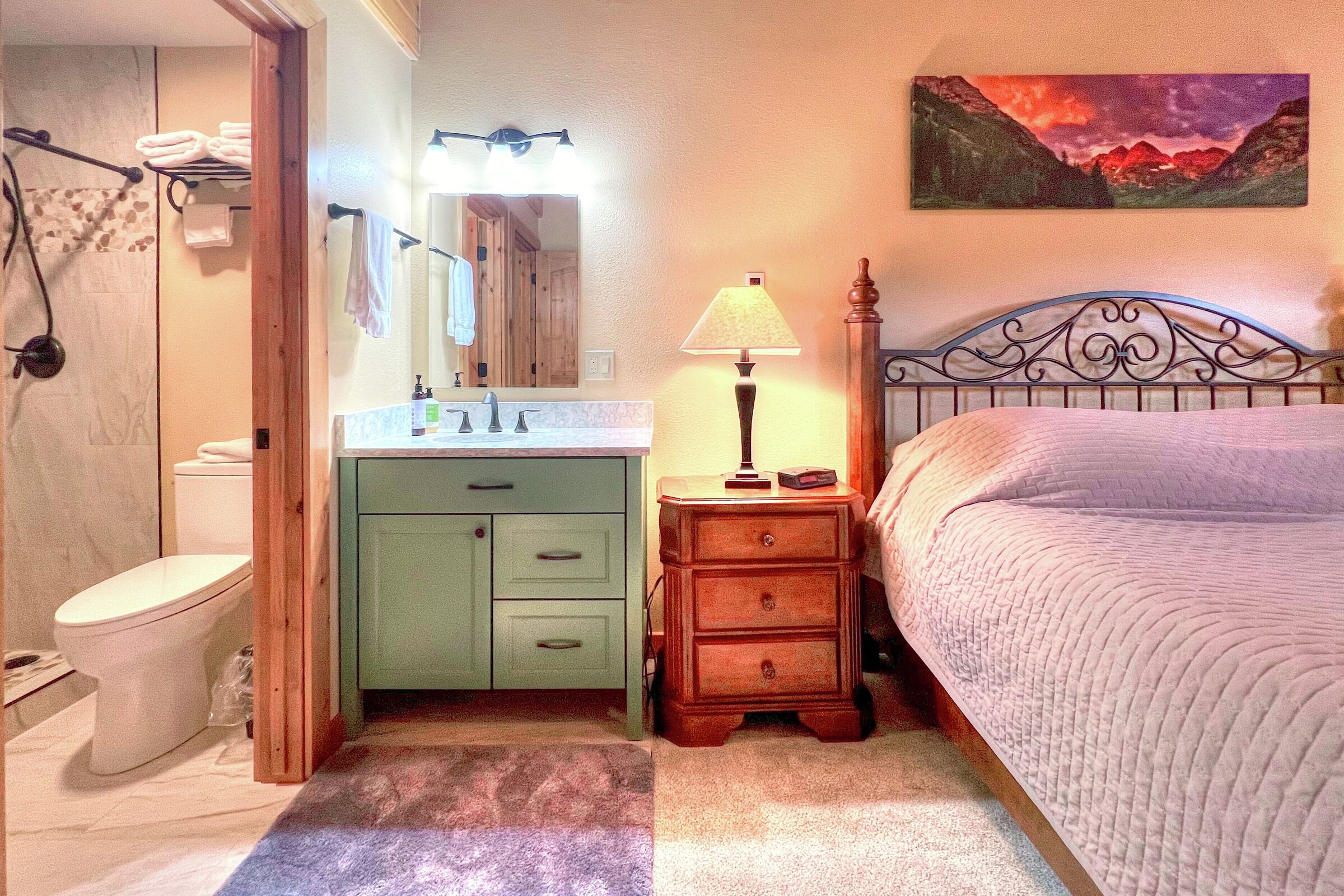 Master Bedroom & Ensuite Bathroom