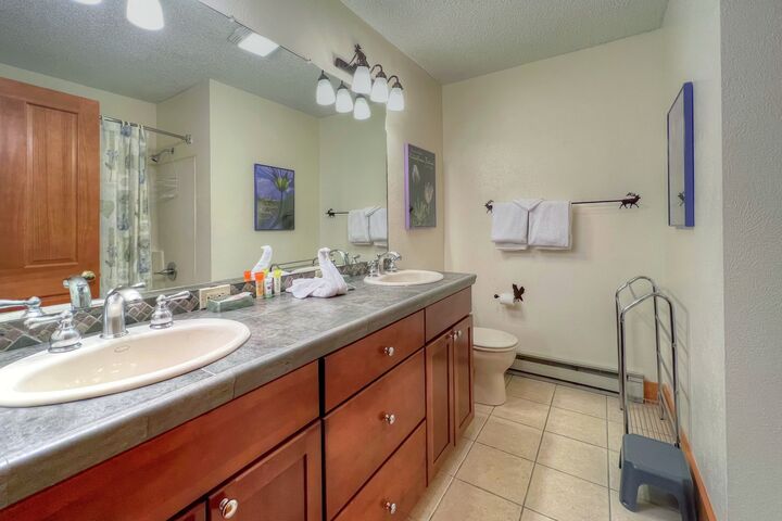 #7 - Master Ensuite Bathroom