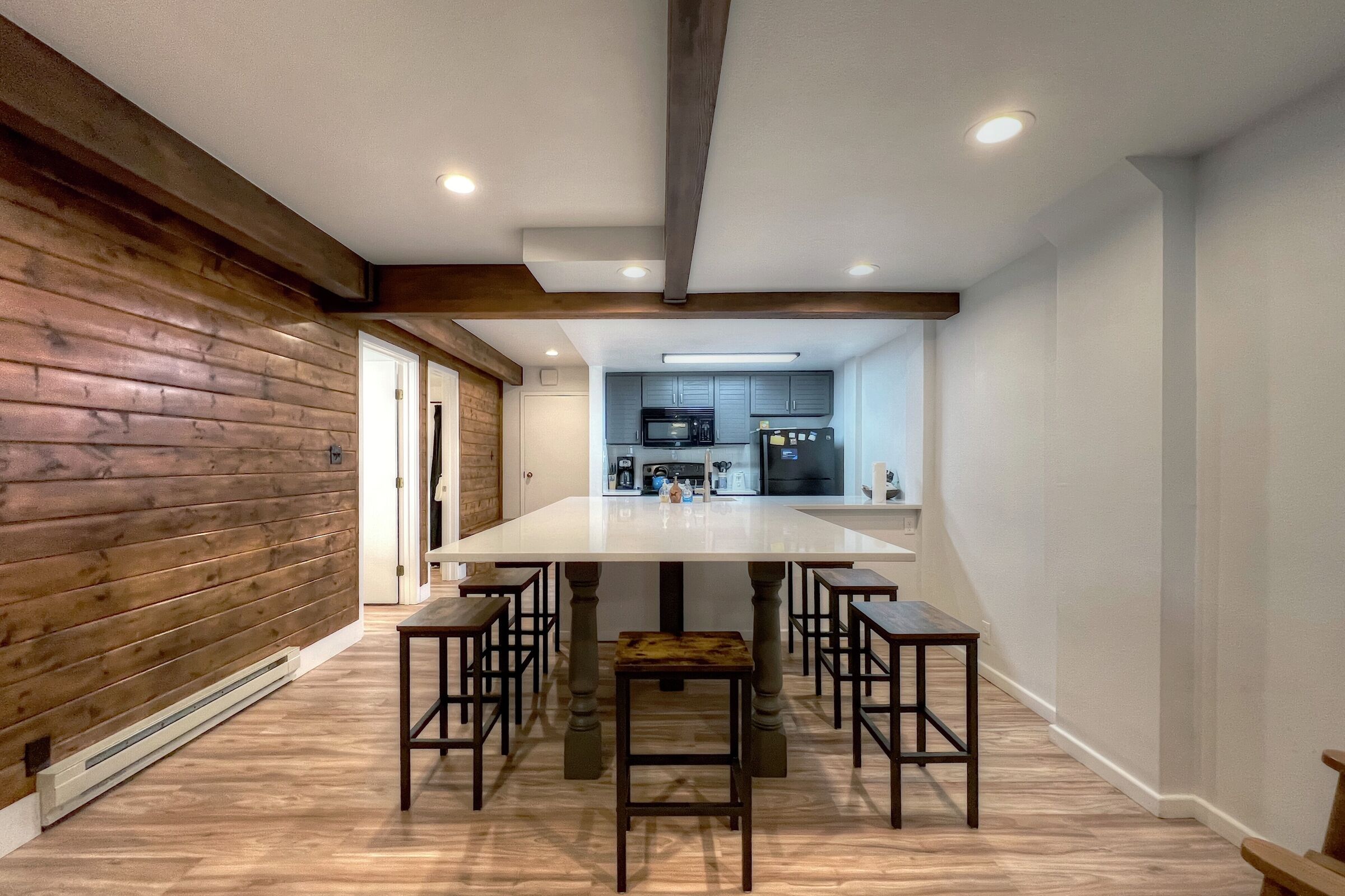 #101 - Dining Area