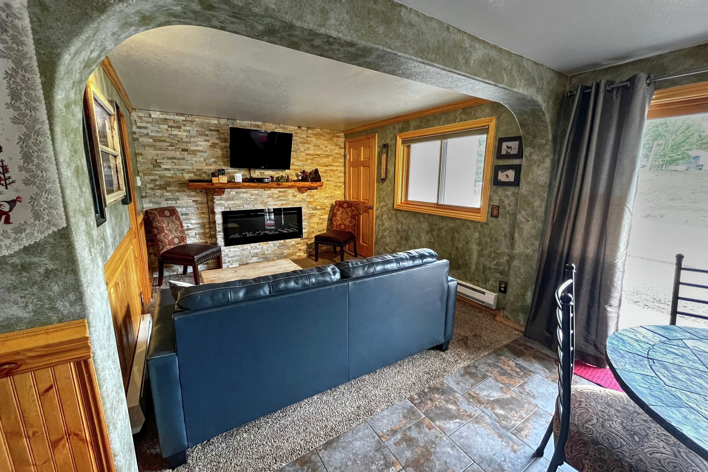 #133 - Living Area