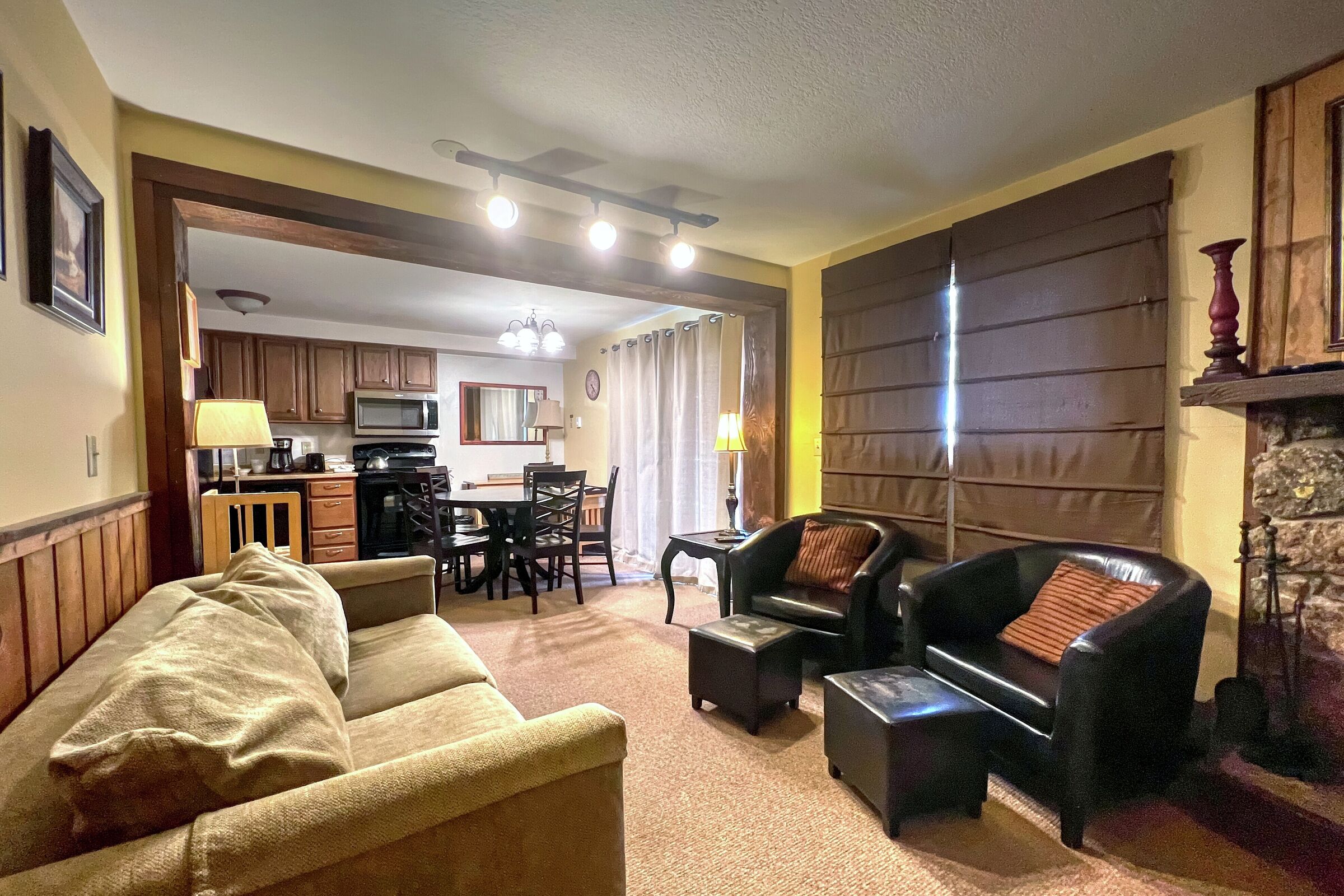 #238 - Living Area