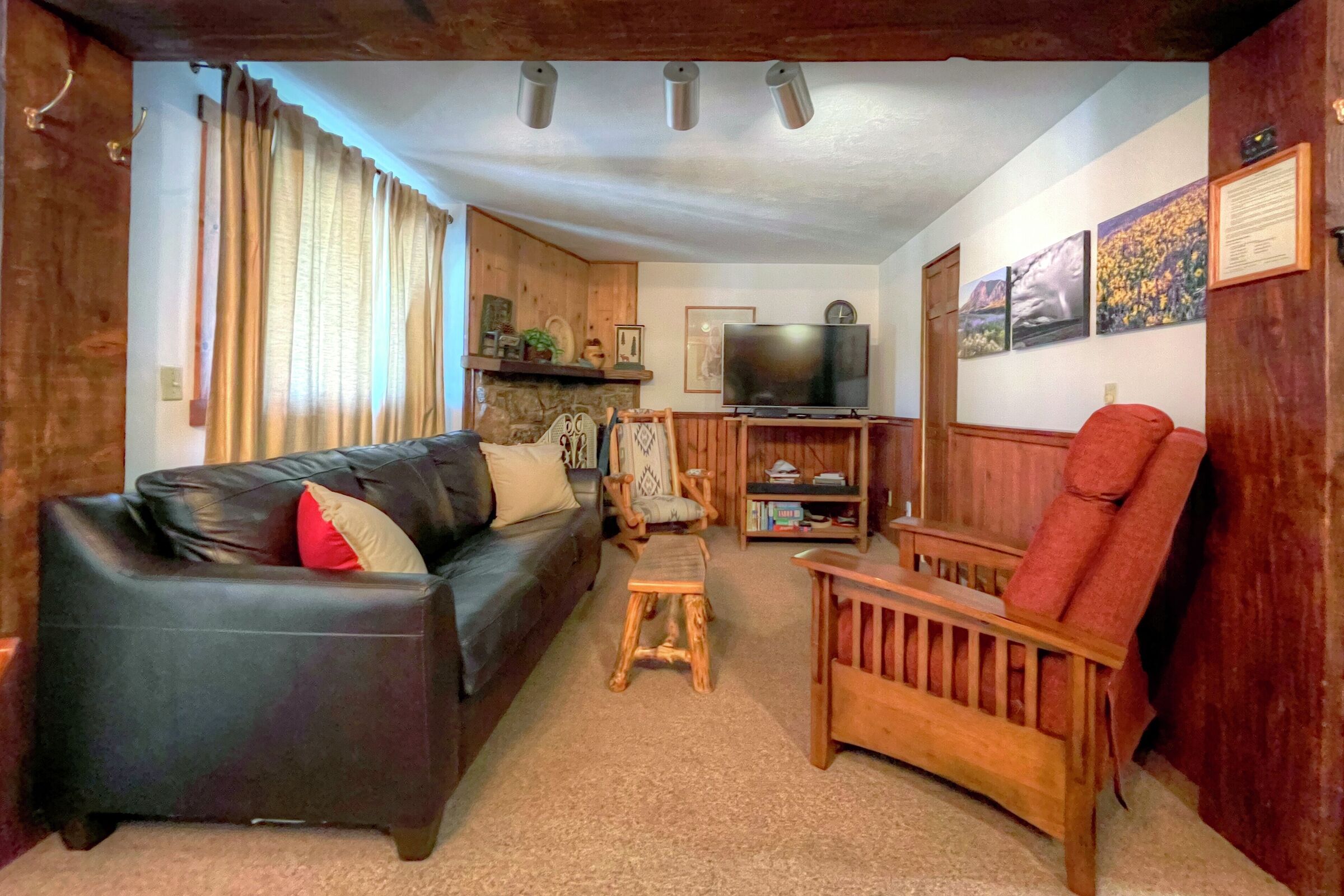 #305 - Living Area
