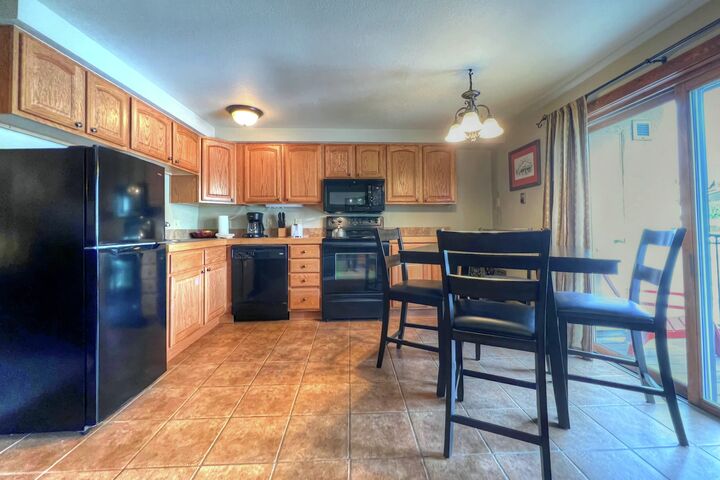 #205 - Dining Area & Kitchen