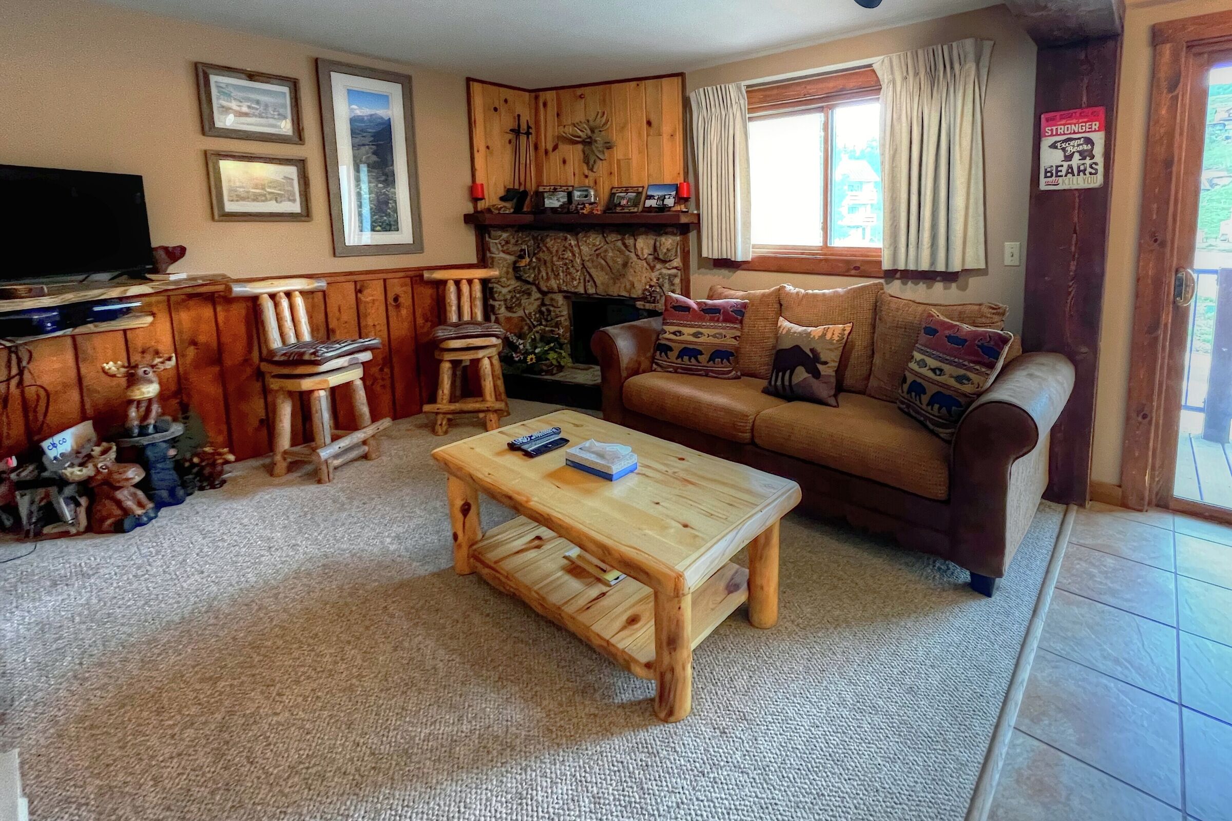 #233 - Living Area