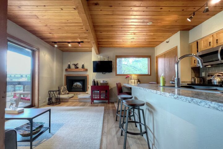 #102 - Living Area, Dining Area & Kitchen