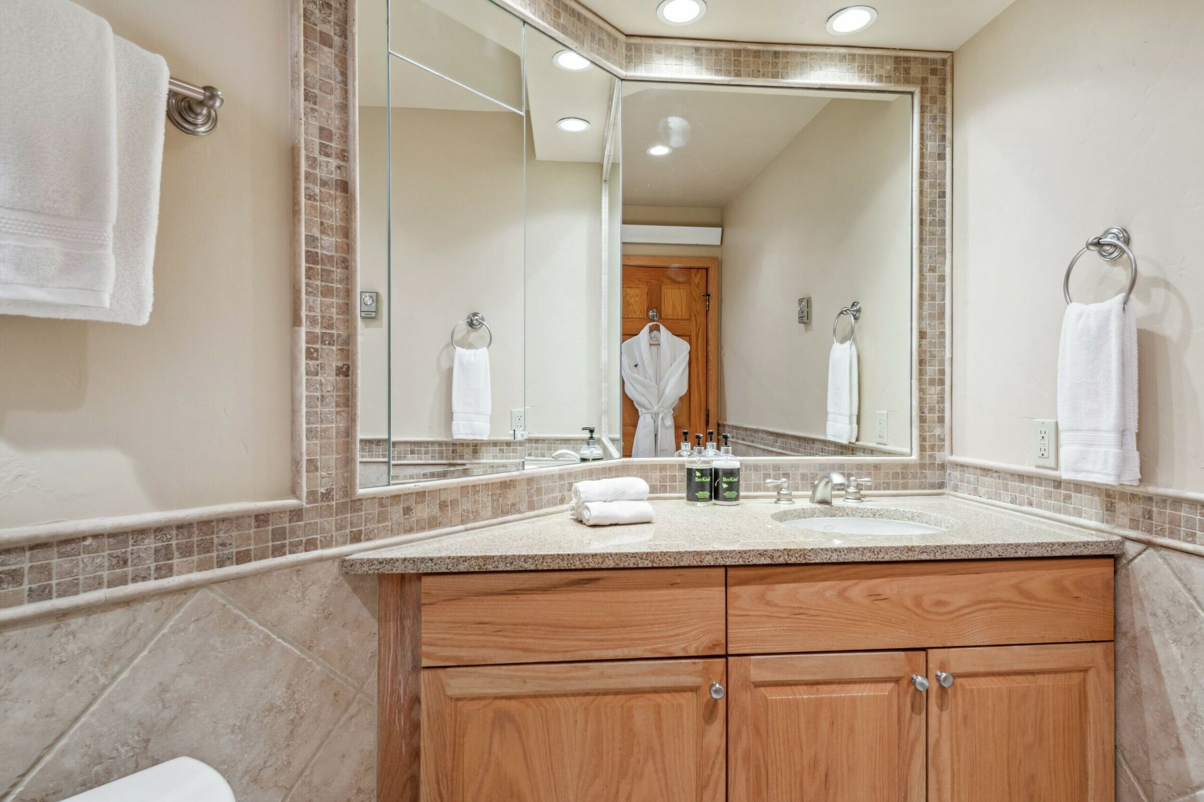 #504 - Bathroom