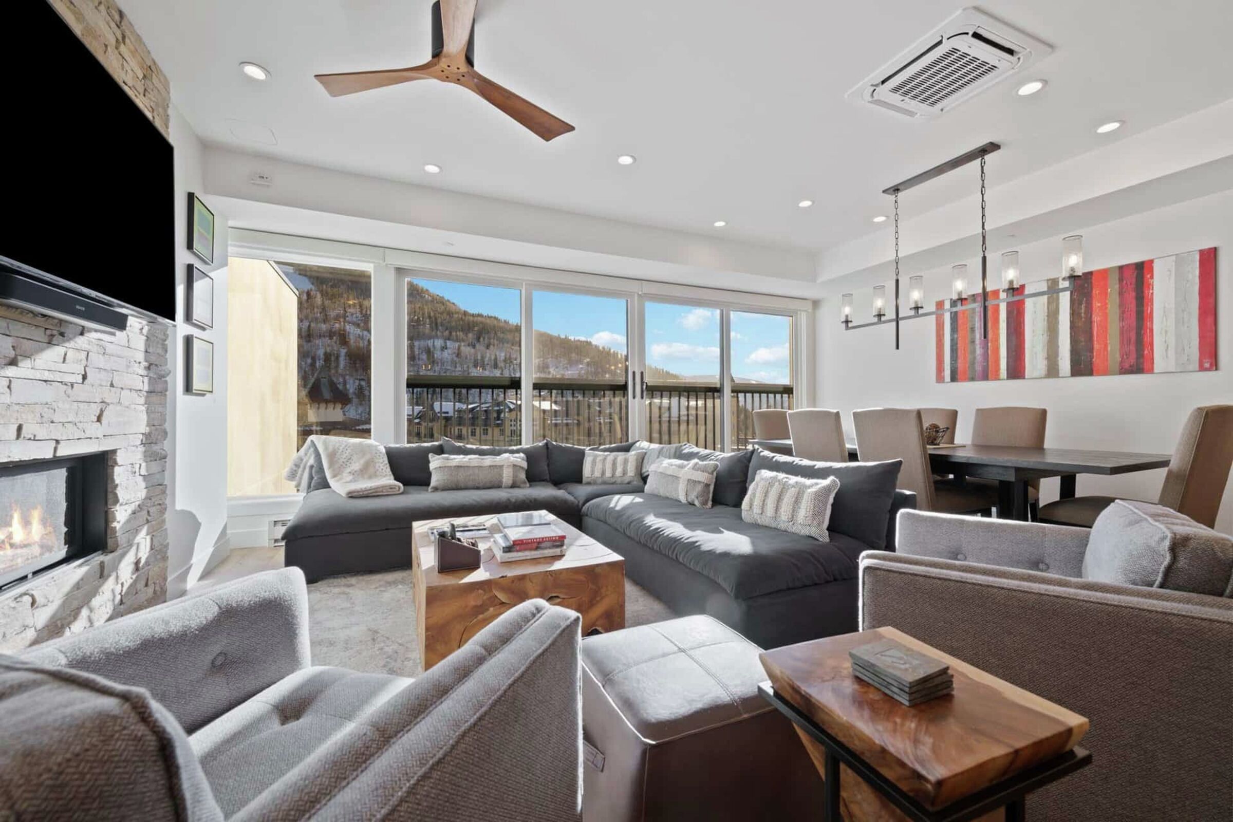 #510 - Living Room
