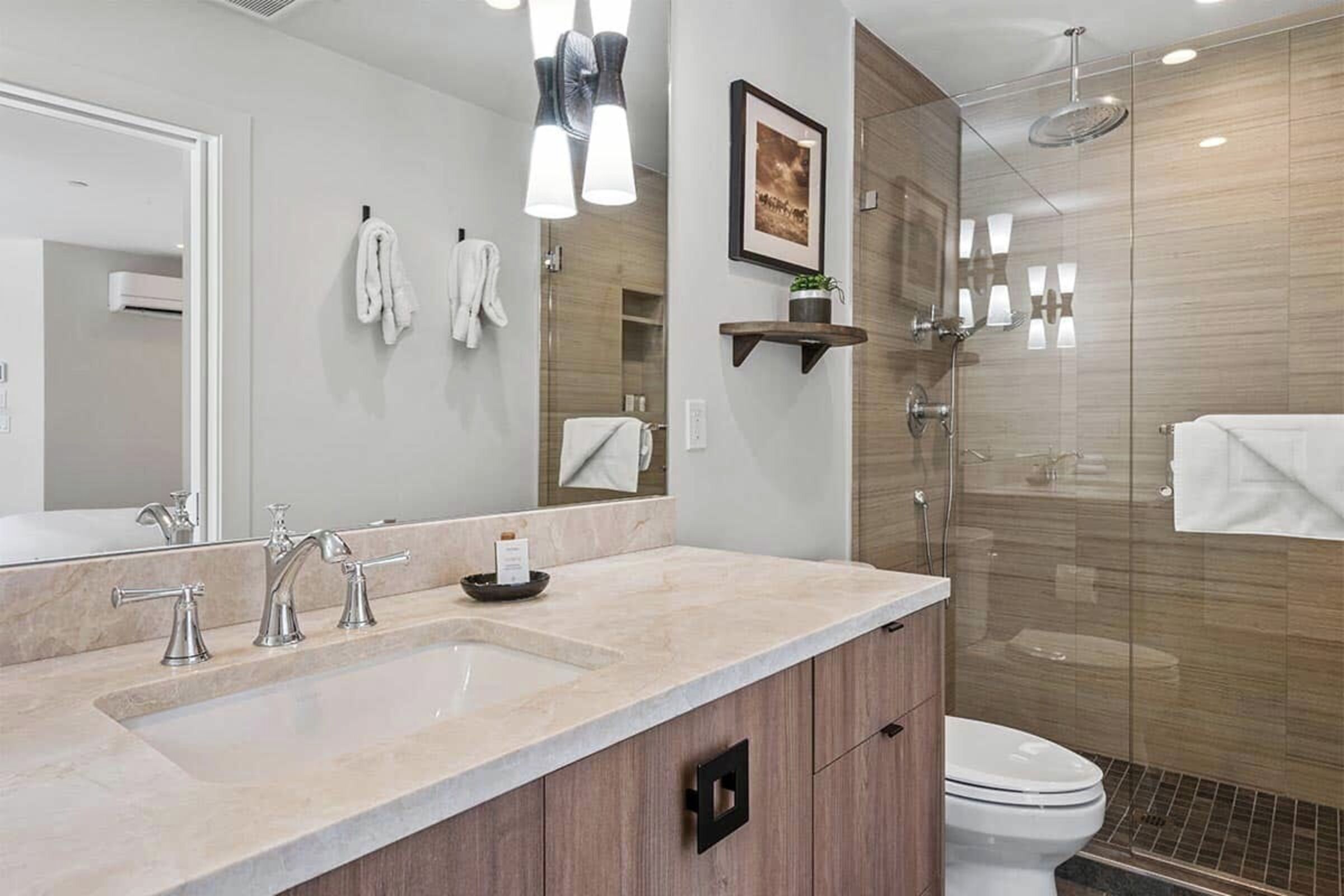 #510 - Master Ensuite Bathroom