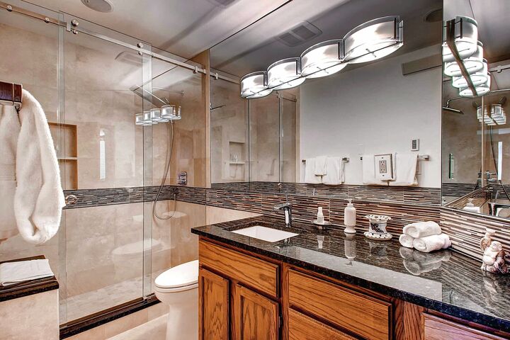 Master Ensuite Bathroom