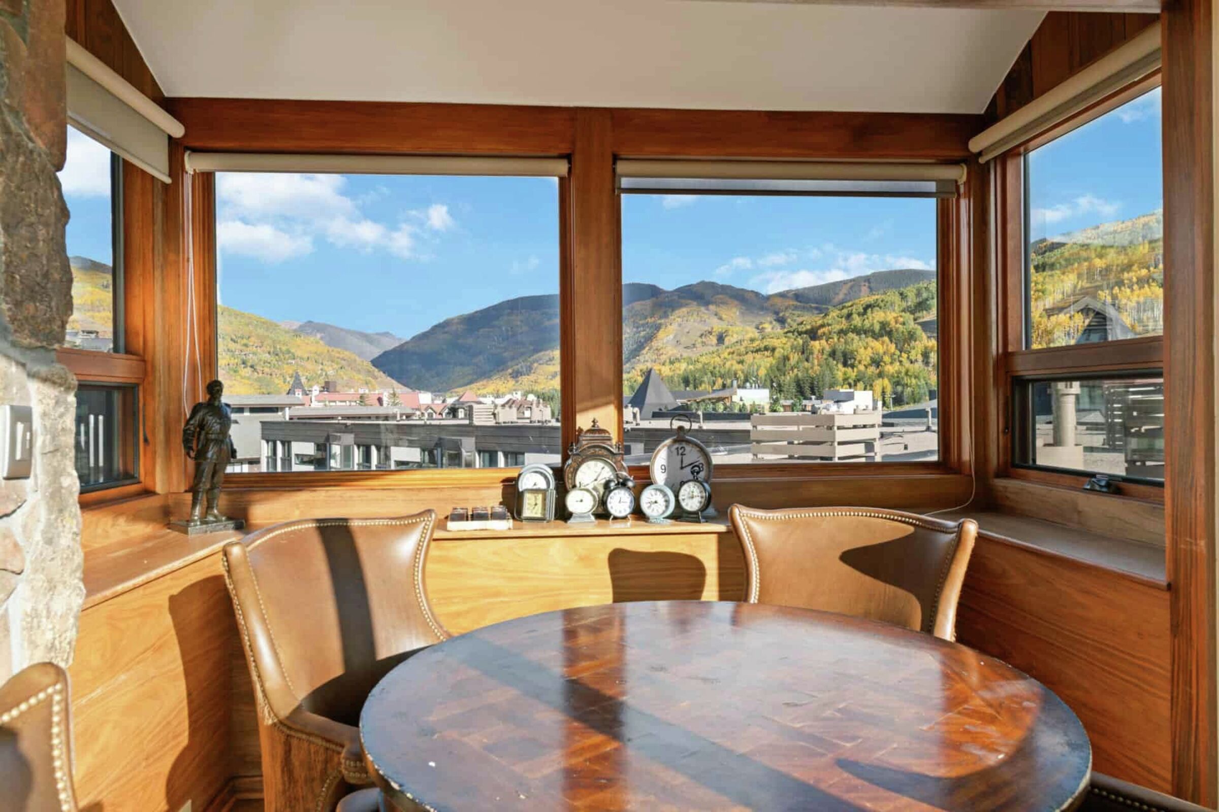 Breakfast Room