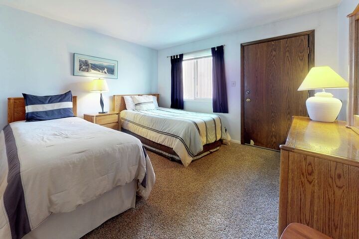 #E115 - Bedroom