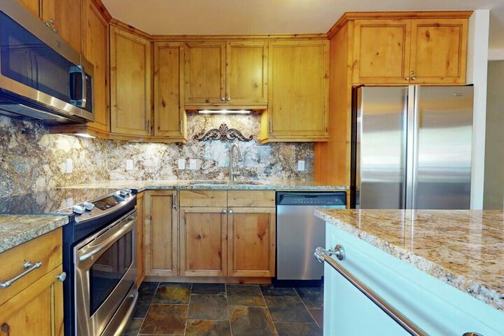 #301 - Kitchen