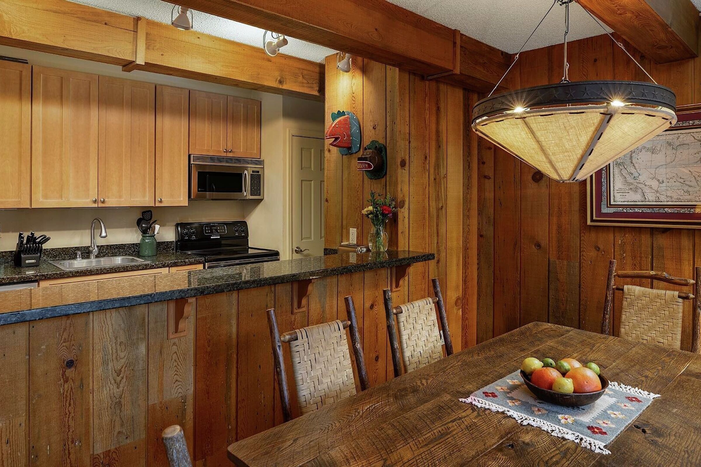 #115 - Dining Area & Kitchen