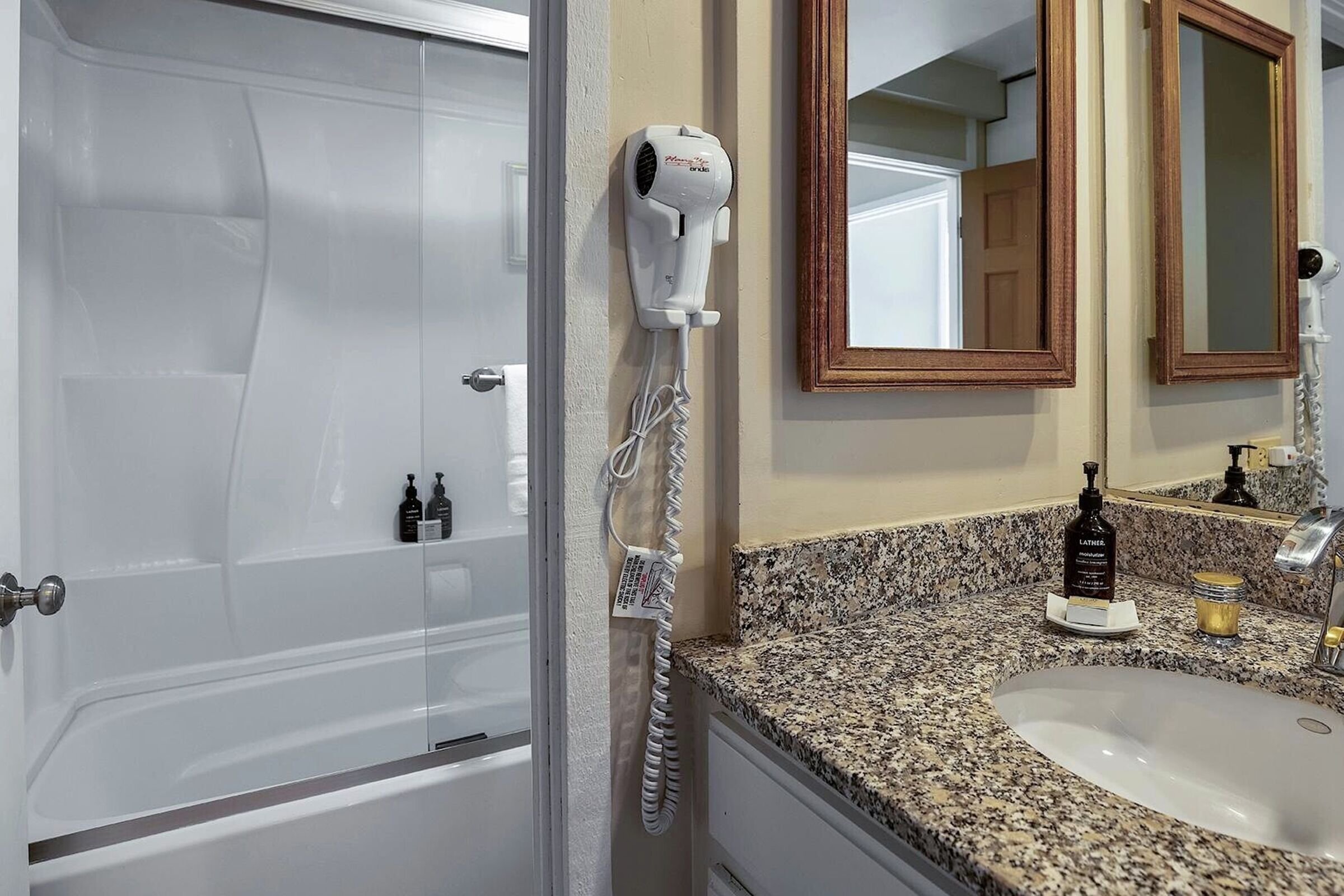 #206 - Bathroom