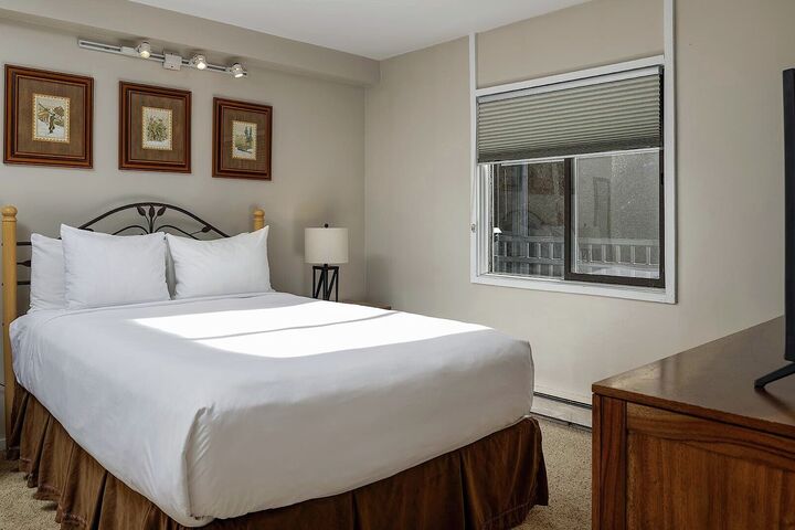 #206 - Master Bedroom