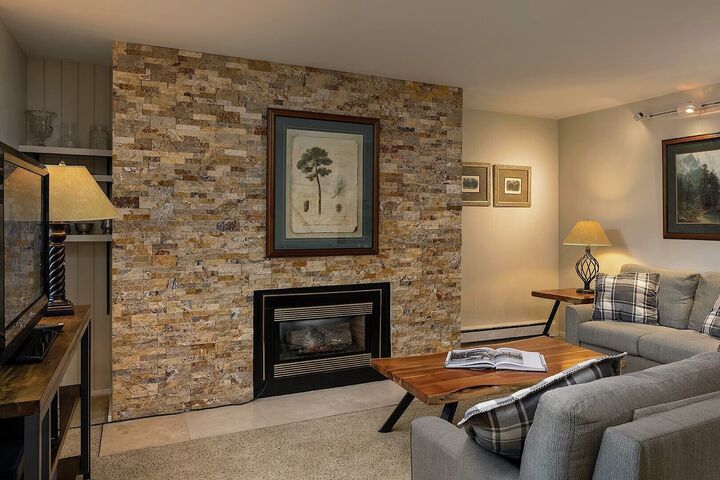 #206 - Living Area