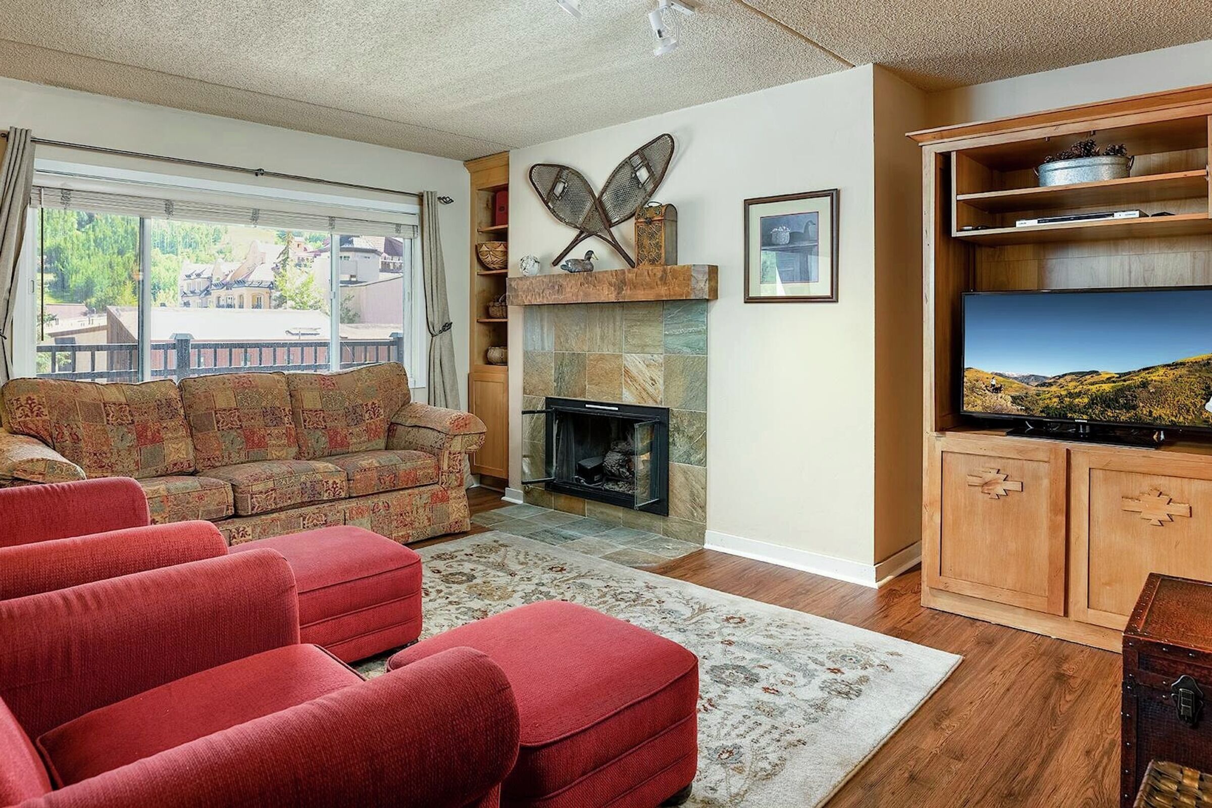 #102 - Living Area
