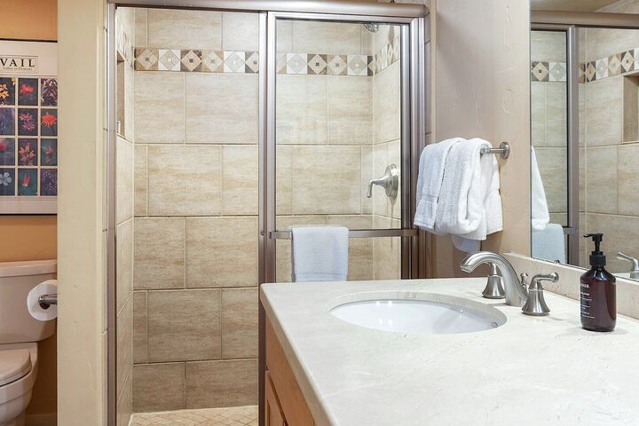#102 - Bathroom