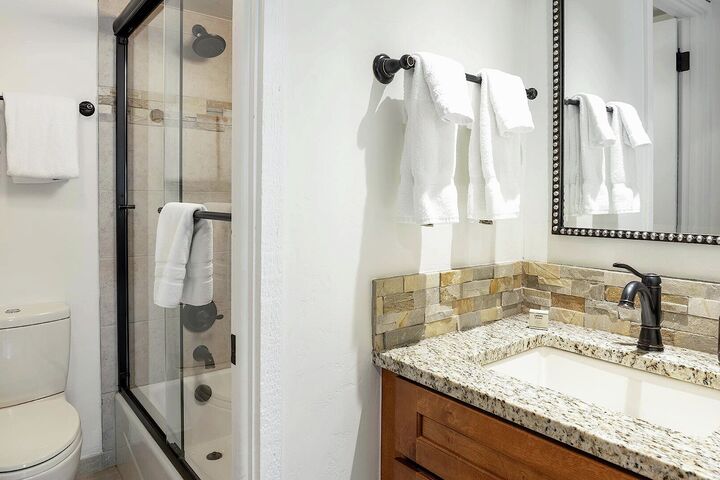 #504 - Bathroom
