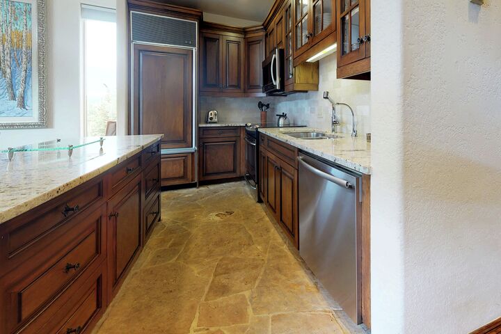 #401 - Kitchen