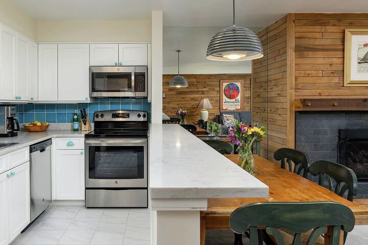 #311 - Kitchen